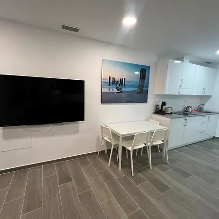 Montalvo Metropolis D Apartamento *